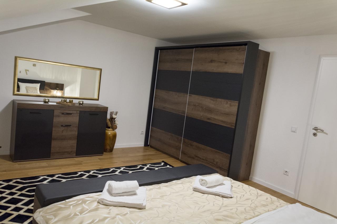 Vacation Home SJJ Esterno foto